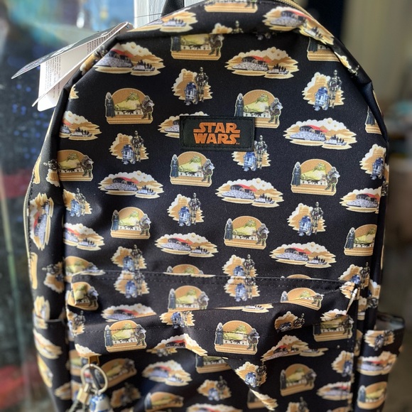 Star Wars Return of the Jedi Backpack by Funko with a custom bag charm - Picture 1 of 4
